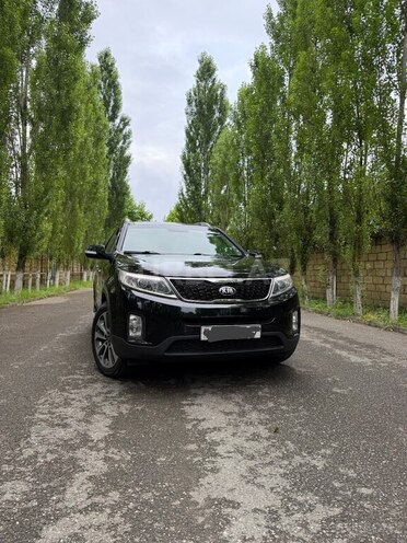Kia Sorento-2