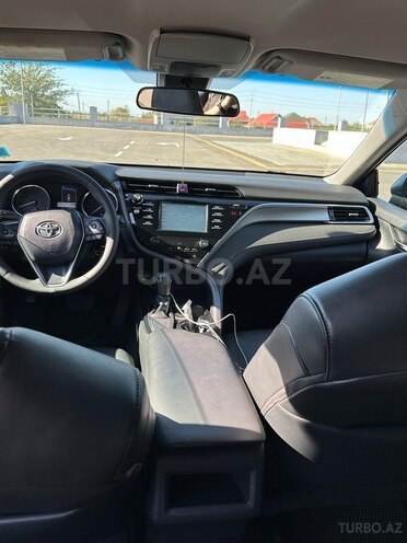 Toyota Camry-7