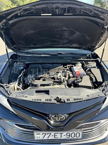 Toyota Camry-8