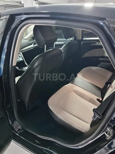 Ford Fusion (North America)-11