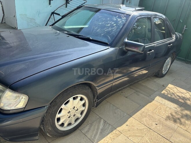 Mercedes C 180-9