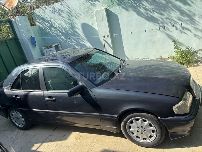 Mercedes C 180-11