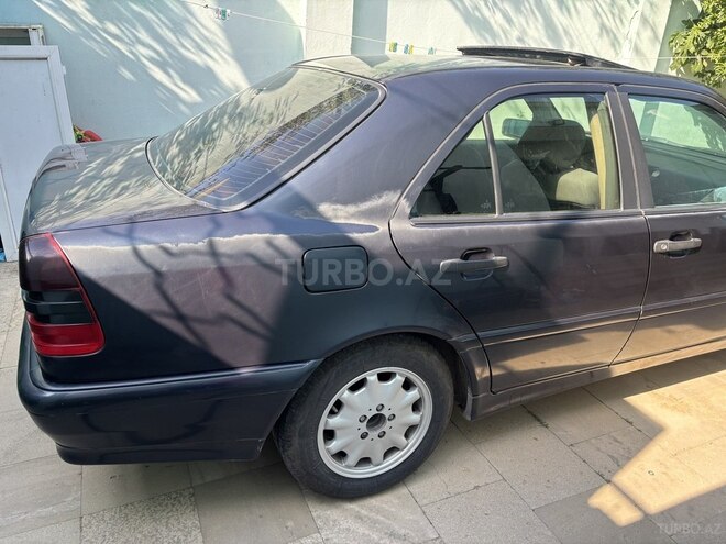 Mercedes C 180-10