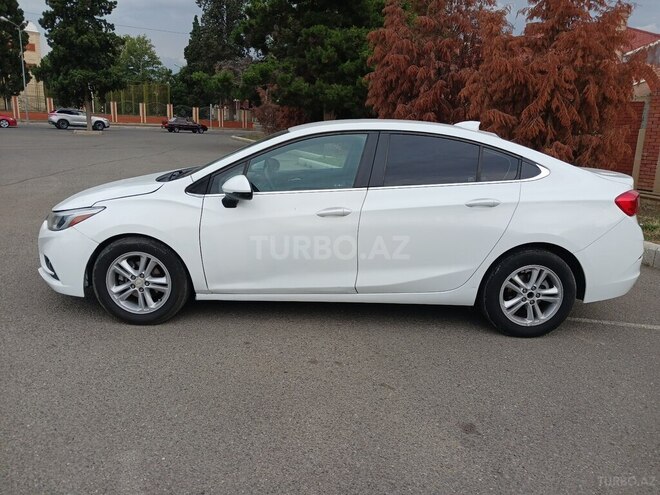 Chevrolet Cruze-5