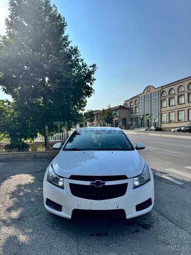 Chevrolet Cruze-1