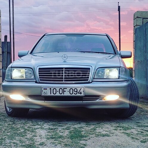 Mercedes C 200-9