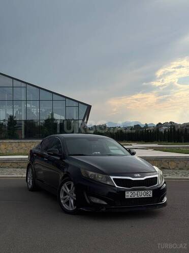 Kia Optima-1
