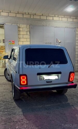 LADA (VAZ) Niva-11