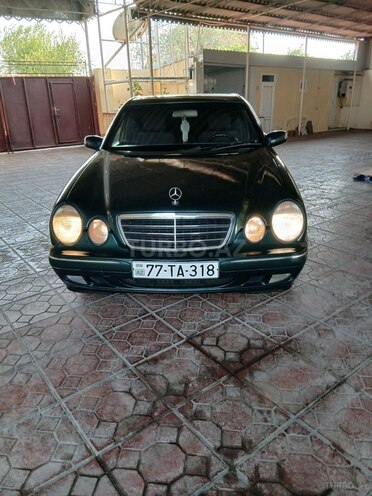 Mercedes E 220-19