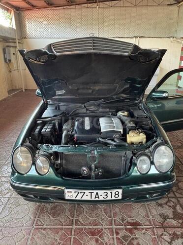Mercedes E 220-5