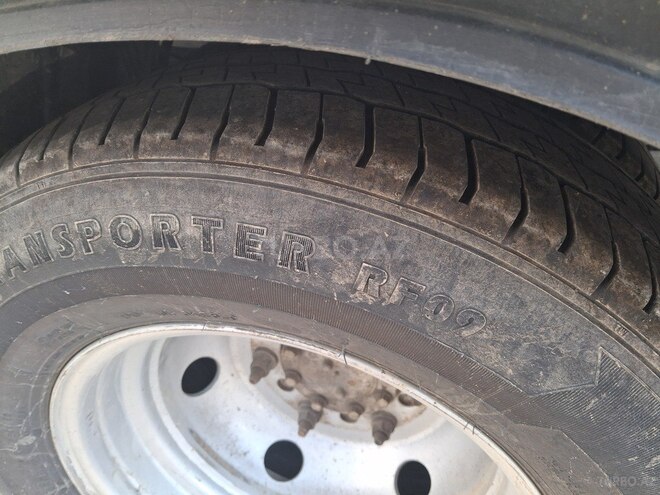 Ford Transit-7