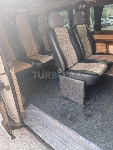 Mercedes Vito 111 CDI-4
