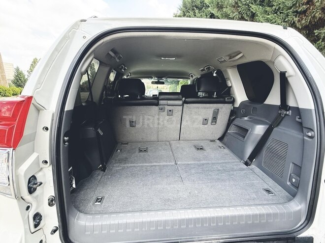 Toyota Land Cruiser Prado-3