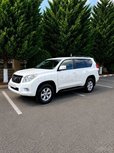 Toyota Land Cruiser Prado-9