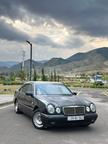 Mercedes E 230 1997, 441,332 km - 2.3 л - Tərtər