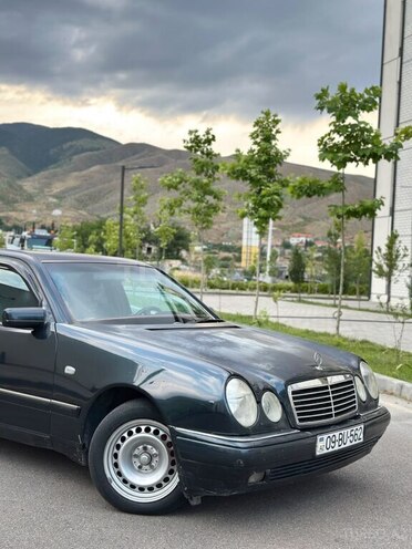Mercedes E 230 1997, 441,332 km - 2.3 л - Tərtər
