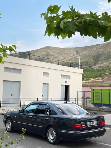 Mercedes E 230 1997, 441,332 km - 2.3 л - Tərtər