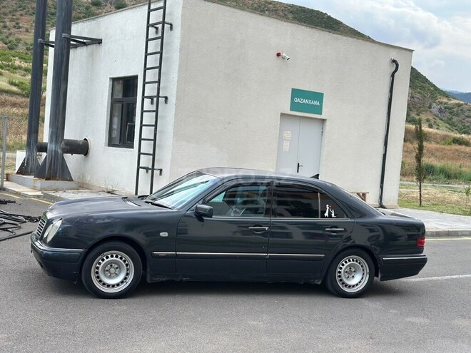 Mercedes E 230 1997, 441,332 km - 2.3 л - Tərtər
