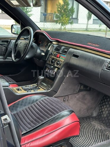 Mercedes E 230 1997, 441,332 km - 2.3 л - Tərtər