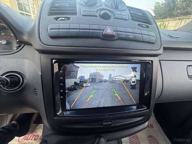 Mercedes Vito 111 CDI-18