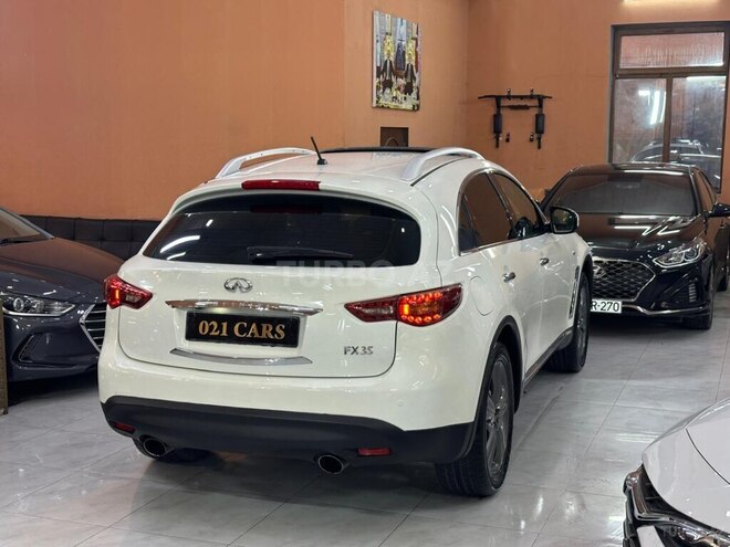 Infiniti FX35-6