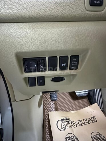Infiniti FX35-8