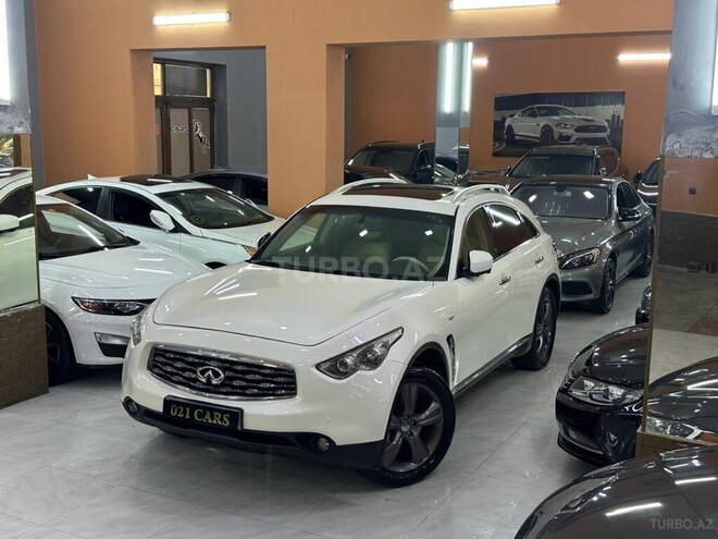 Infiniti FX35-17