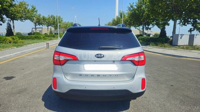 Kia Sorento-2