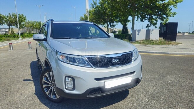Kia Sorento-1