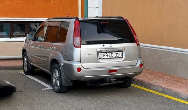 Nissan X-Trail-11