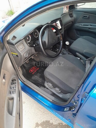 Kia Rio-4