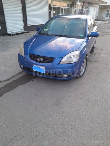 Kia Rio-1