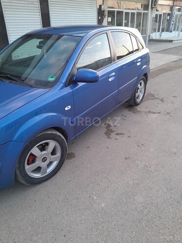 Kia Rio-2