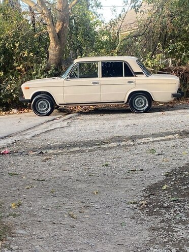 LADA (VAZ) 2106-6