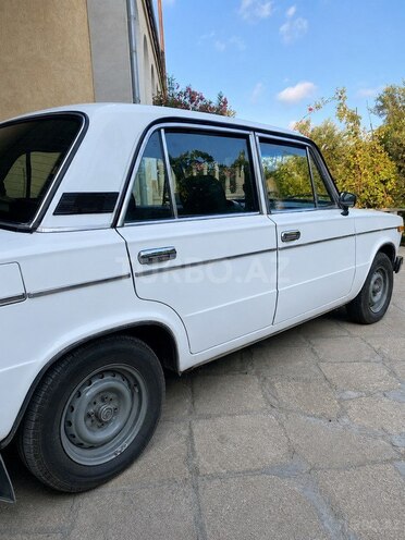 LADA (VAZ) 2106-5