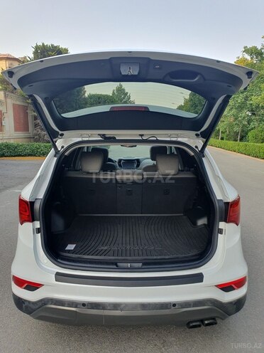 Hyundai Santa Fe-8