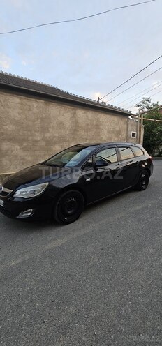 Opel Astra-2