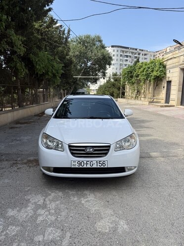 Hyundai Elantra-1