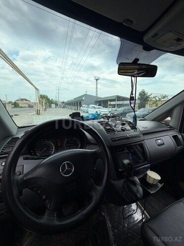 Mercedes Vito 115 CDI-11