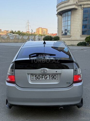 Toyota Prius-6