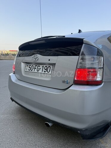 Toyota Prius-15