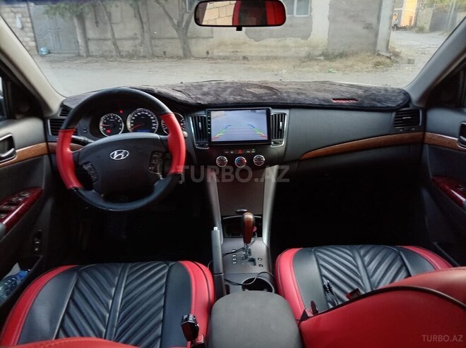 Hyundai Sonata-11