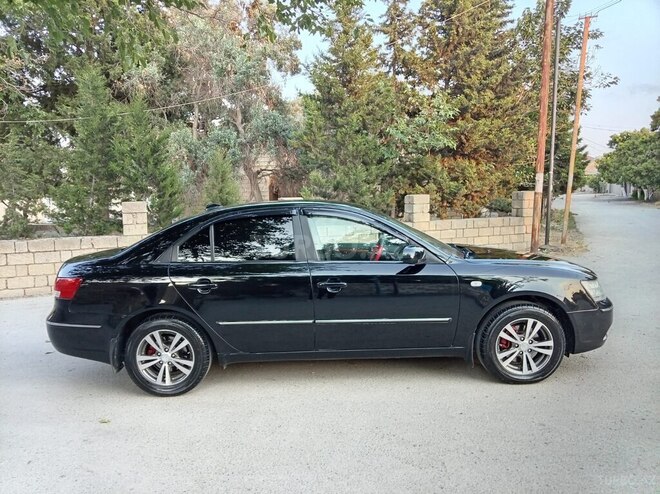 Hyundai Sonata-10