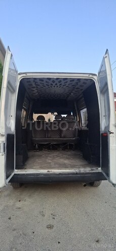 Ford Transit-7