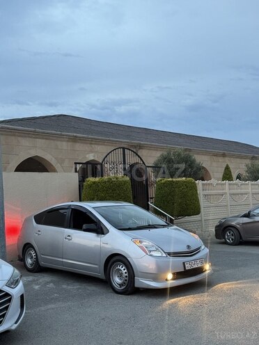 Toyota Prius-19
