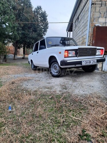 LADA (VAZ) 2107-1