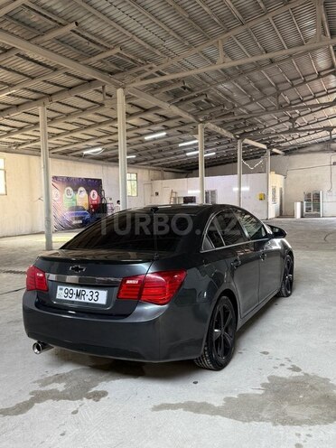 Chevrolet Cruze-1