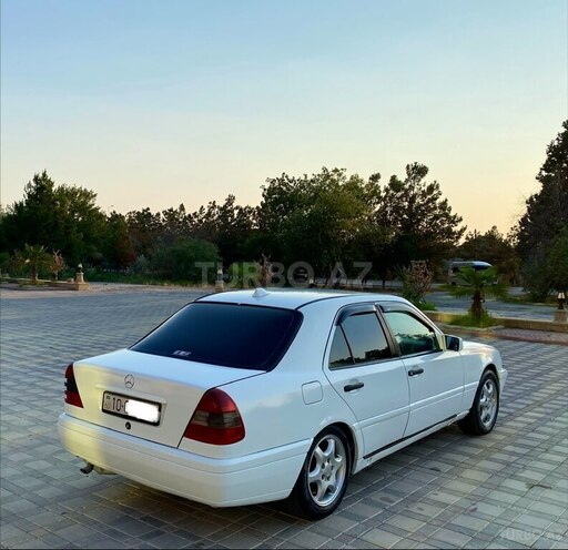 Mercedes C 180-12