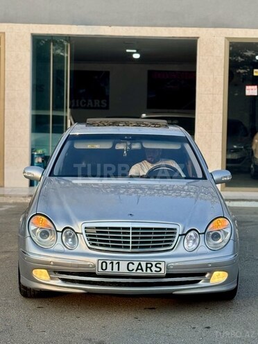 Mercedes E 200-2