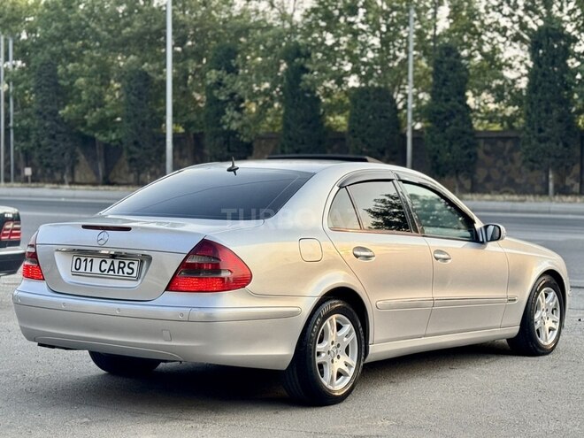 Mercedes E 200-9